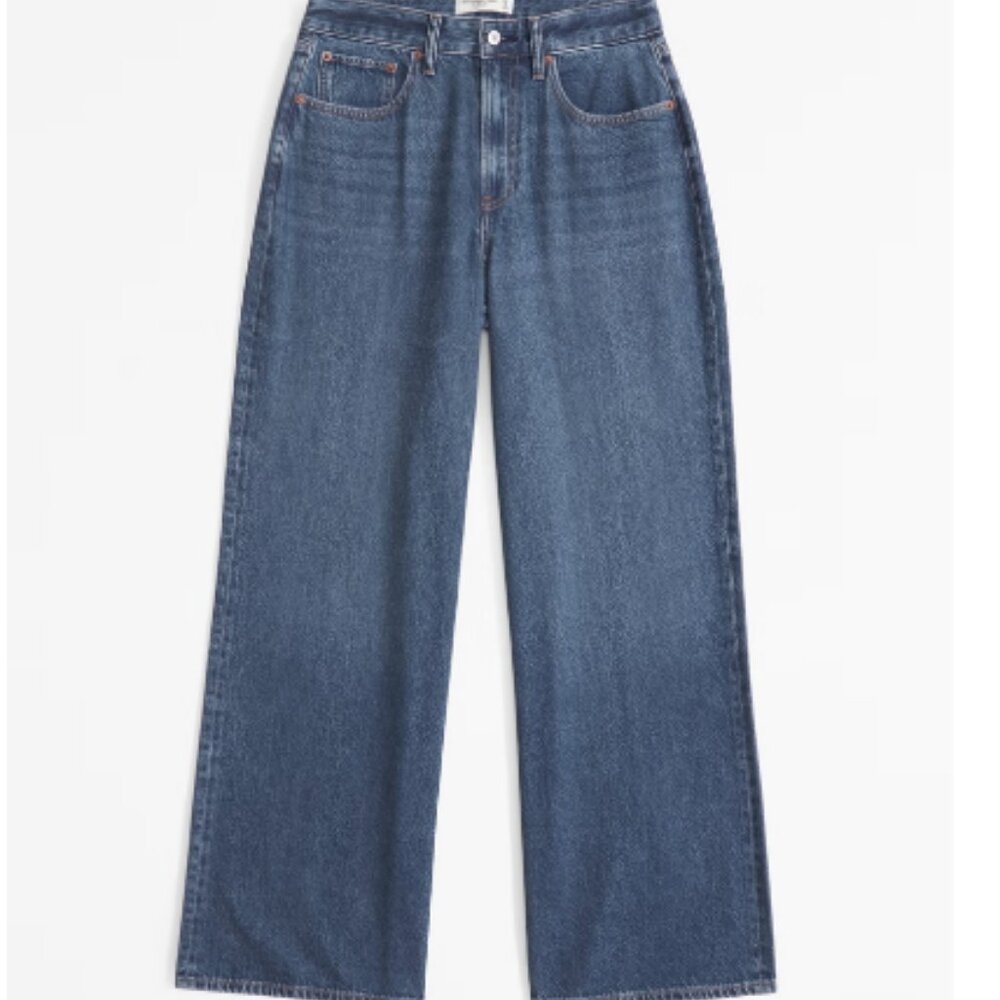 NWOT - Abercrombie 31 Long - Dark Rinse - Curve Love High Rise Wide Leg Jean